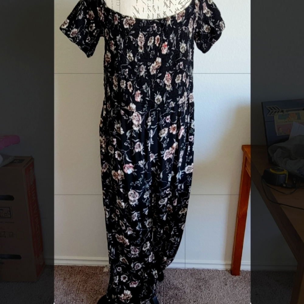 Xhilaration size XL Floral Black  Wide Leg Jump Suit